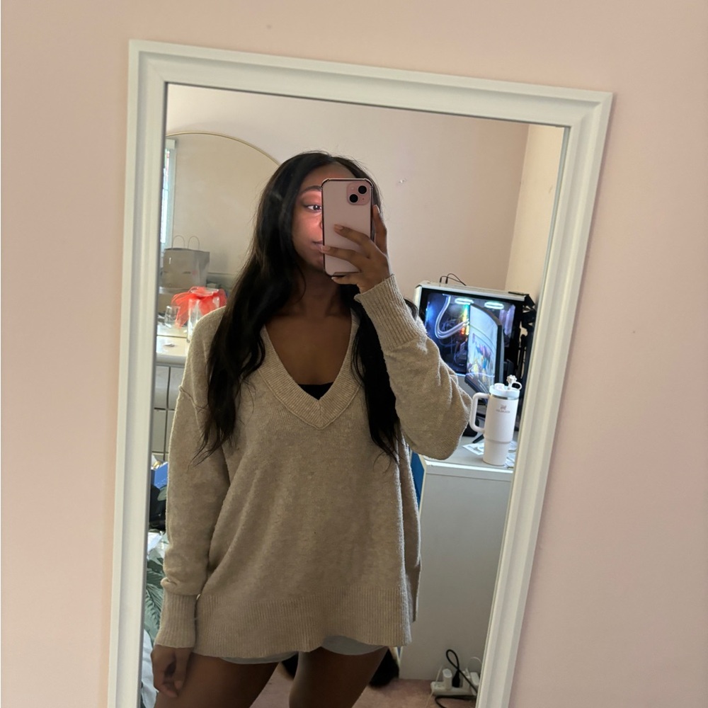 Aerie Cream V-Neck Sweater Soft Knit Oversized